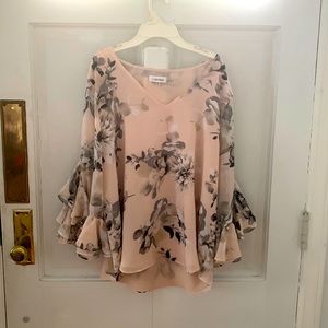 Calvin Klein blouse 100% Polyester wore once Bell sleeves excellent condition
